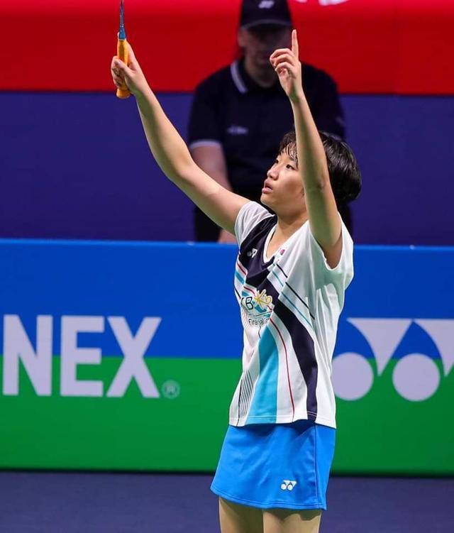 球和3次助 球和3次助