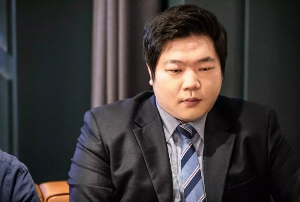 的稳定底盘 的稳定底盘