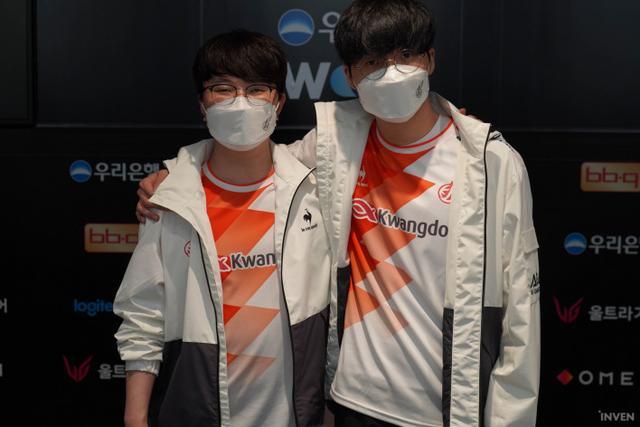 img img
